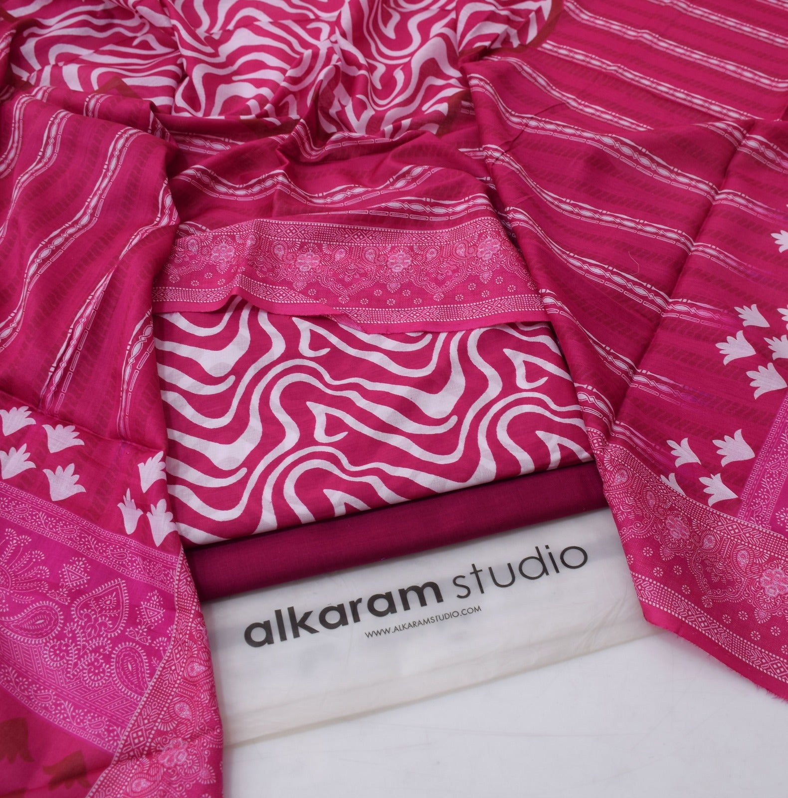 Alkaram Summer 2026 Digital Printed Lawn 3 Piece Suit