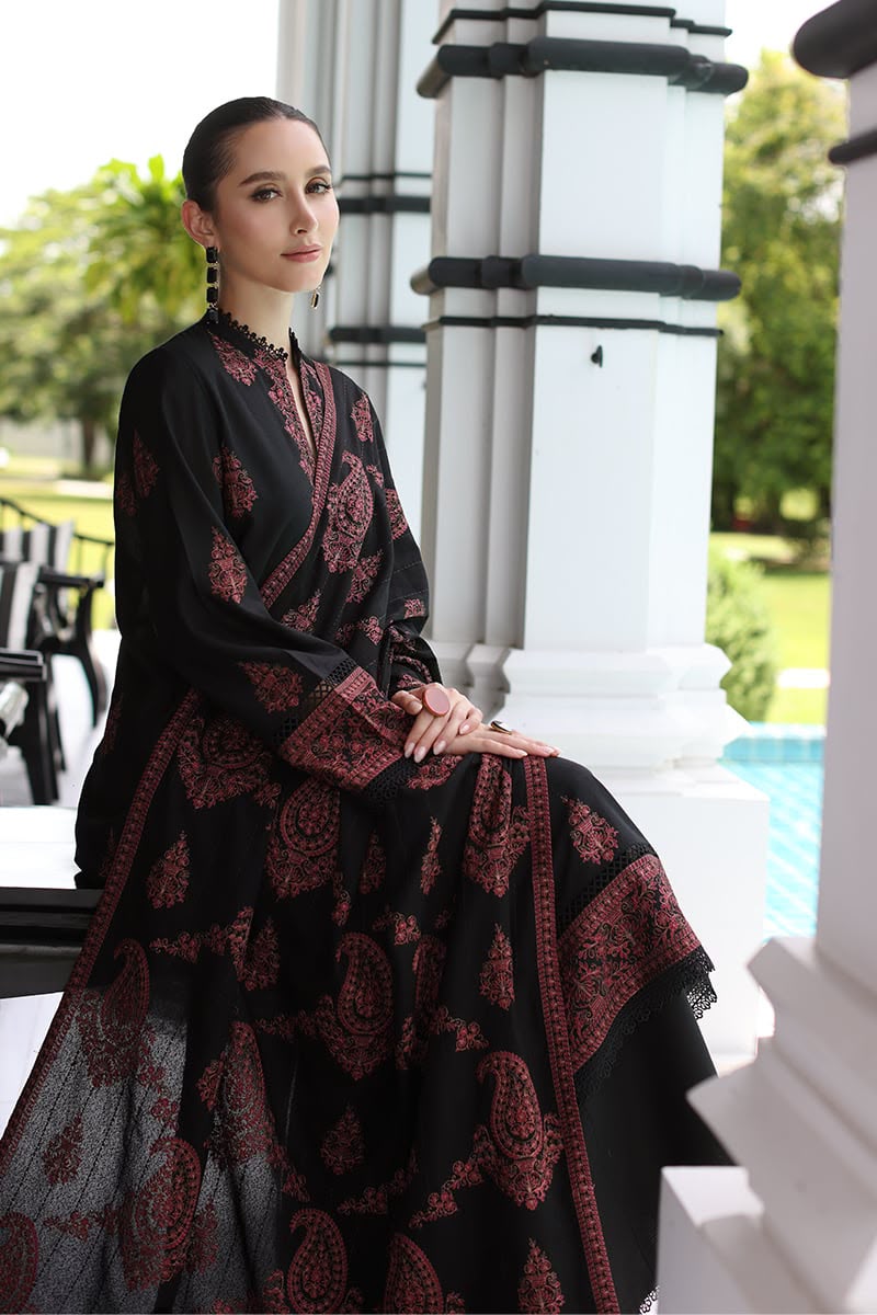 BAREEZE — Winter Dhanak 3-Piece Heavy Embroidered Suit