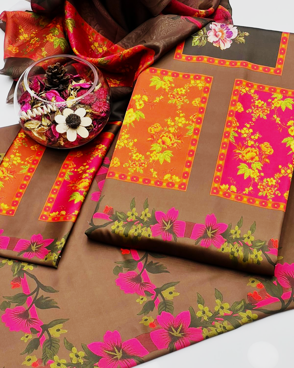 Lulusar Digital Printed Shamooz Silk 3 Piece Suit